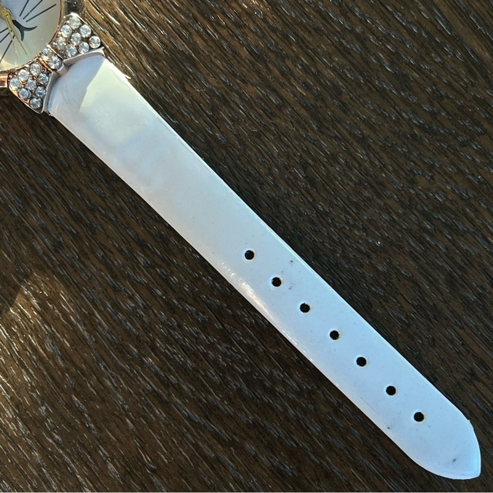 Cute Cat Watch with rhinestones and glasses. Functional - Picture 11 of 16